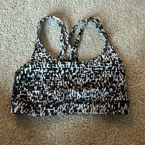 lululemon energy bra. size 4